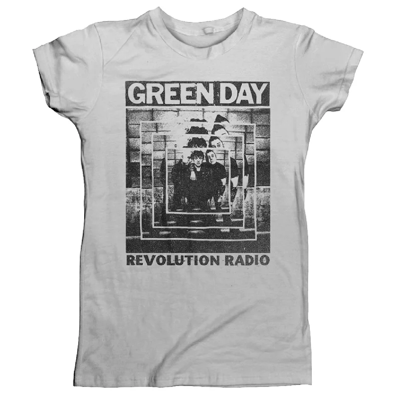 Green Day Ladies T-shirt: Power Shot Basic T-Shirt Crew Neck Short Sleeve