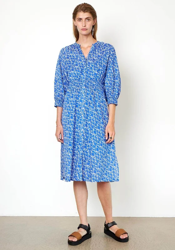 Second Female Dayly Volume Sleeve Shirt Midi Dress, Blue & White Comfortable Floral Print Midi Dress Second Female Dayly Volume Sleeve Shirt Midi Dress, Blue & White Comfortable Floral Print Midi Dress