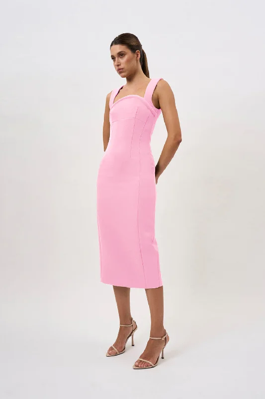 Elara Curve Structure Midi Dress | Final Sale - Pink Trendy Ruched Side Midi Dress