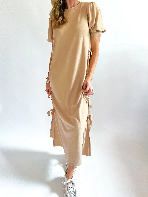 Side Bow Closure Midi Dress Fashionable High-Neck Midi Dress