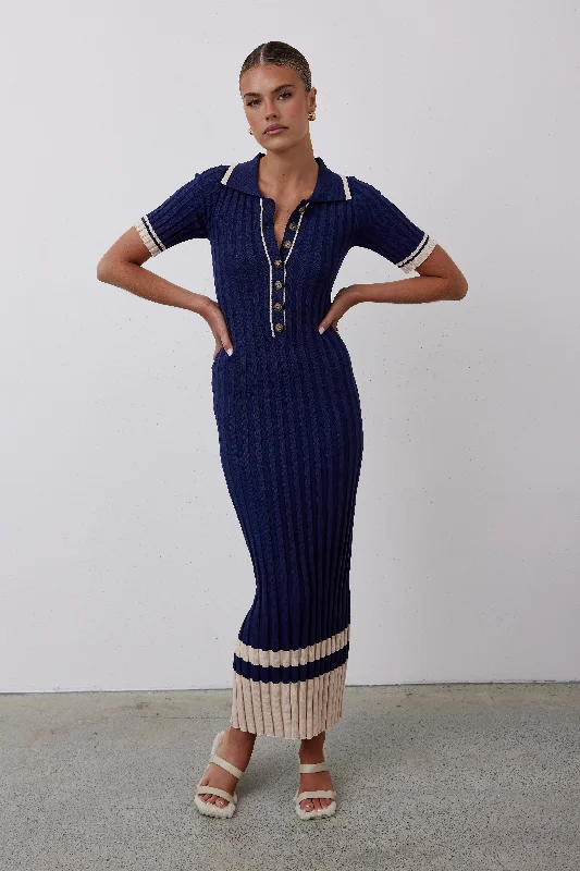 Brinley Knit Maxi Dress (Navy) Elegant Maxi Dress with Belt