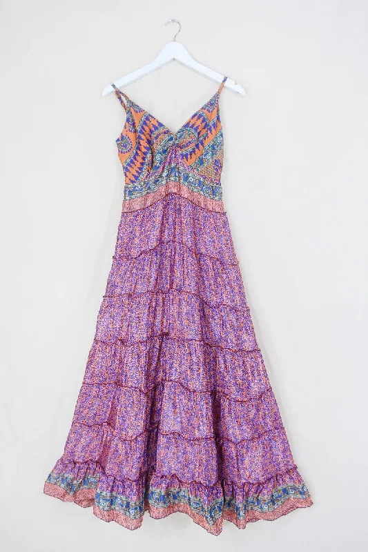 Delilah Maxi Dress - Rust Orange & Indigo - Vintage Sari - Free Size L Fashionable Button-Down Maxi Dress Delilah Maxi Dress - Rust Orange & Indigo - Vintage Sari - Free Size L Fashionable Button-Down Maxi Dress