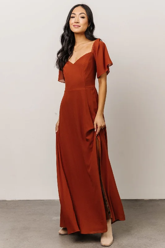 Sierra Sweetheart Maxi Dress | Spice Elegant Maxi Dress with Lace