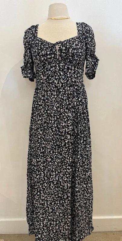 Soleil Floral Maxi Dress (blue black) Classic Black Maxi Dress